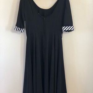 Collectif London pinup Trixie doll swing dress blk